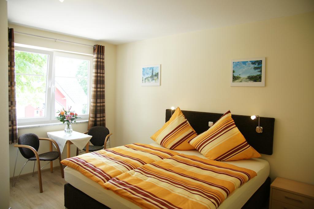 Cafe Und Pension Blohm Greifswald Quarto foto